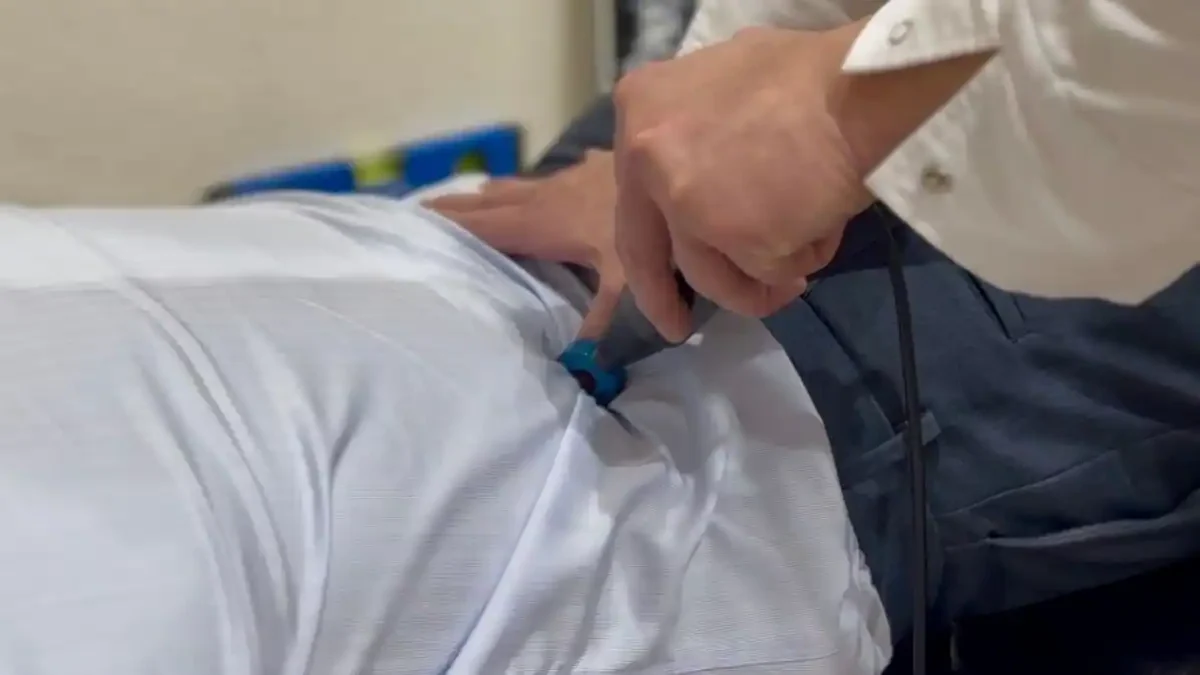60代の慢性腰痛に悩む方のイメージ